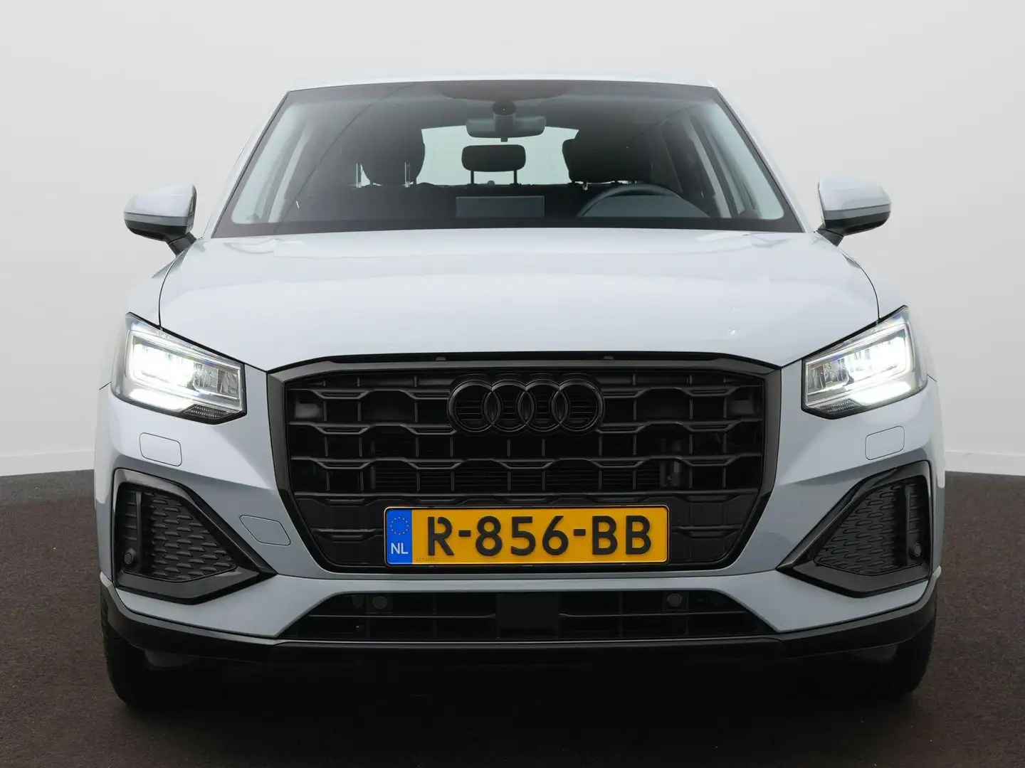 Audi Q2 30 TFSI Advanced edition | Virtual | Climate | LED Grijs - 2