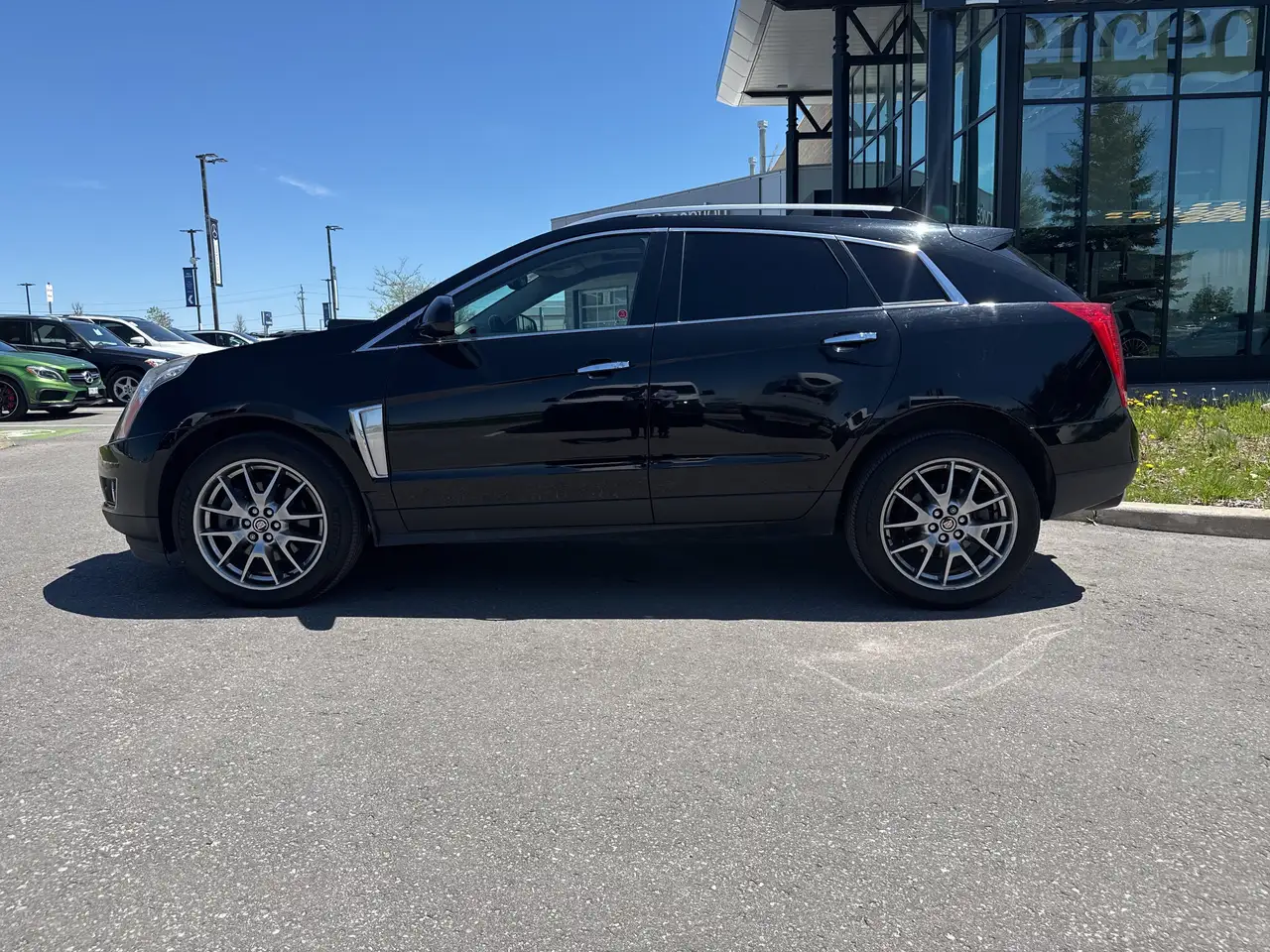 Cadillac SRX снимка Cadillac SRX