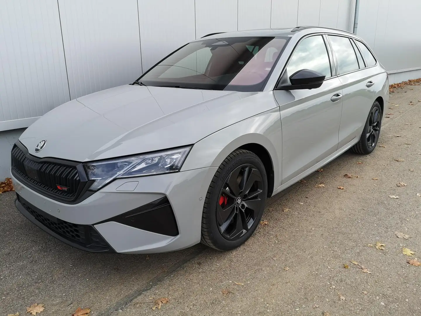 Skoda Octavia Kombi RS ABT 2.0TSI Pano Matrix Area AHK Sound GV5 Grigio - 1