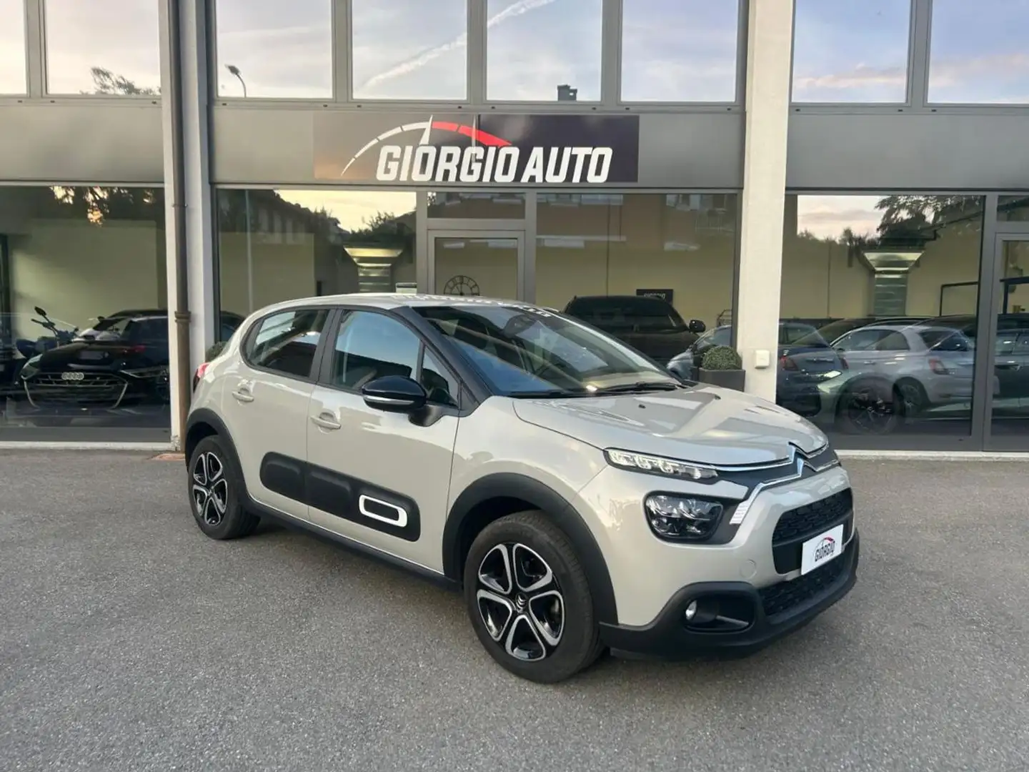 Citroen C3 PureTech 83 S&S Plus Beige - 1