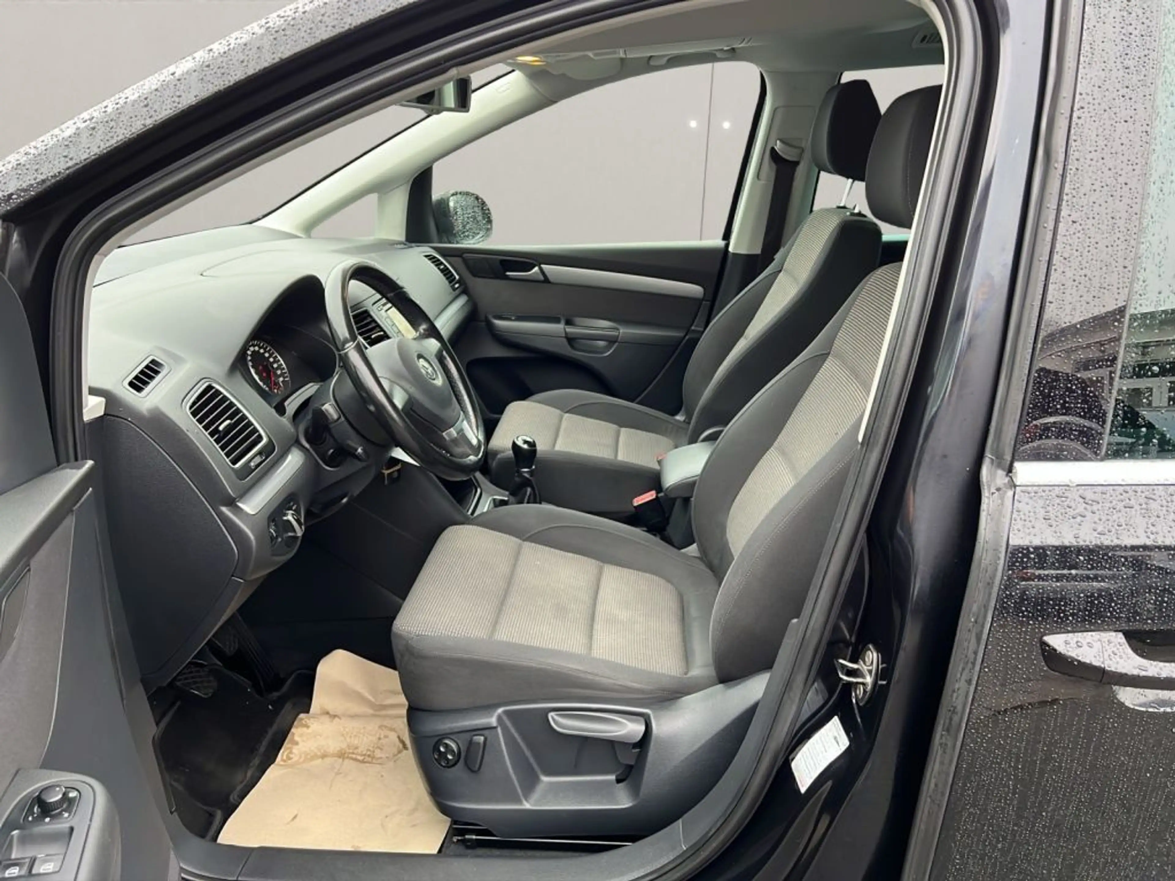 Volkswagen Sharan 2.0 TDI+EXPORT+7-SITZ+PDC+NAVI+ — photo 16