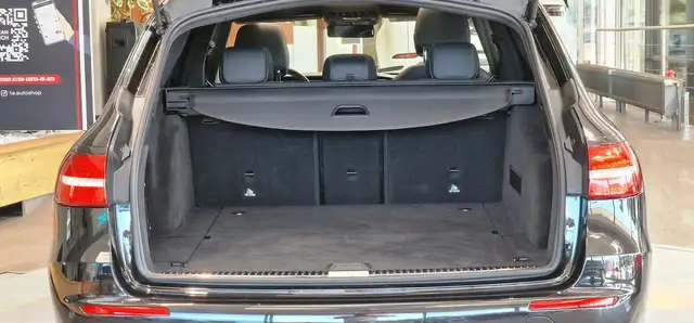 Mercedes-Benz E-Class view 10