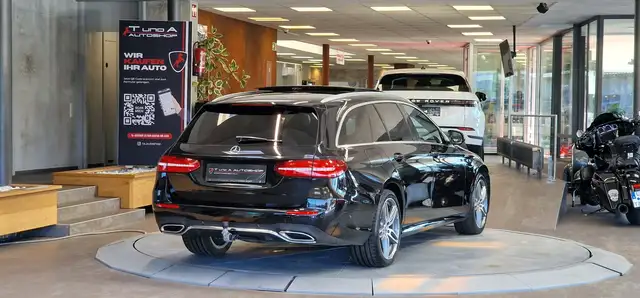 Mercedes-Benz E-Class view 6