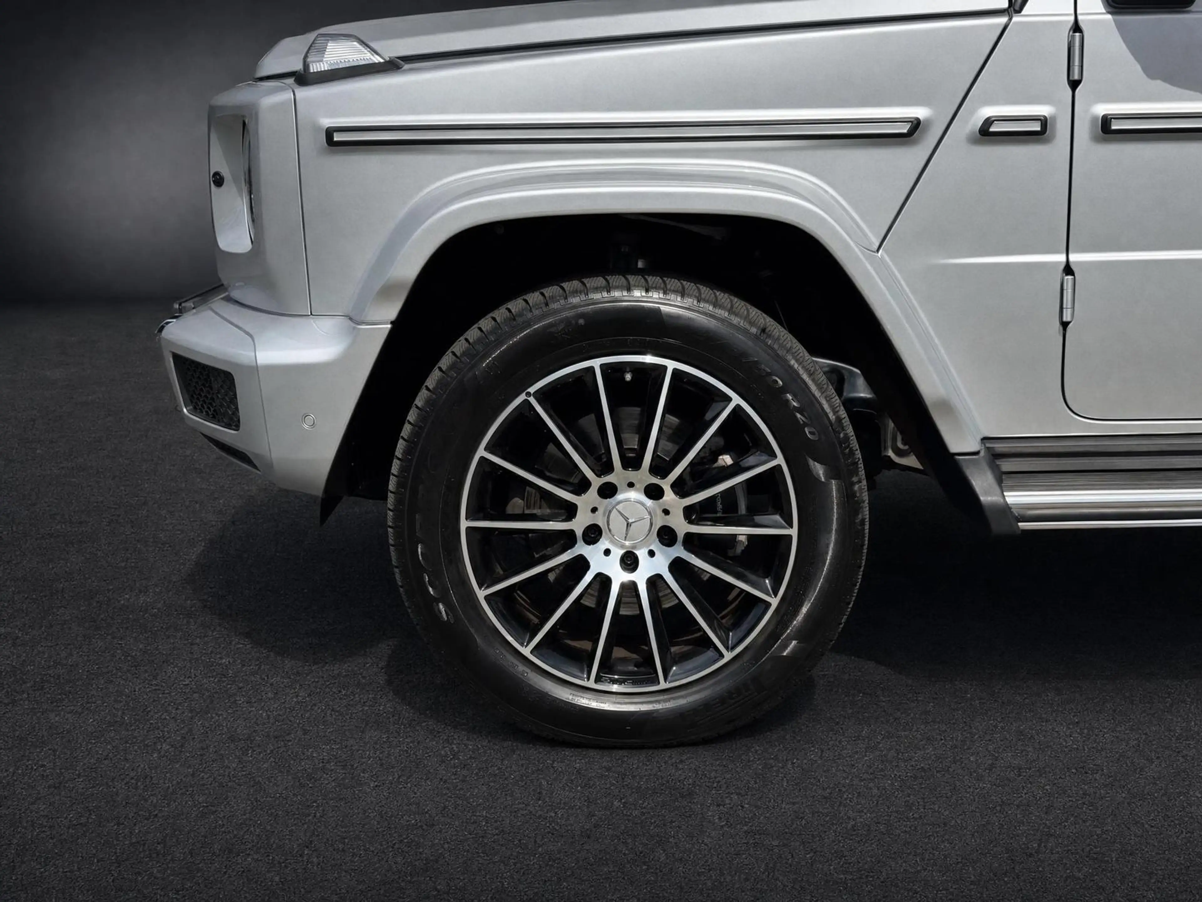 Mercedes-Benz G 500 3x AMG*GLASDACH*DISTR*MASSAGE*BURM*DESIGNO — photo 5