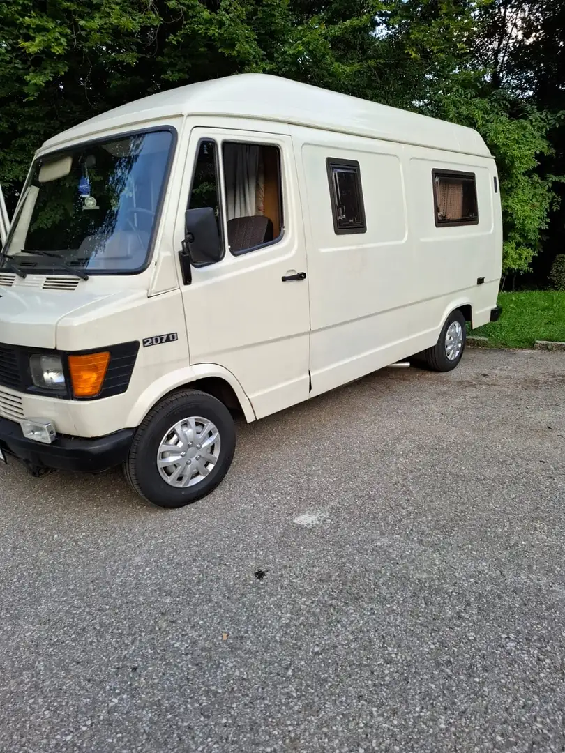 Mercedes-Benz Sonstige 207D T1 Beige - 2