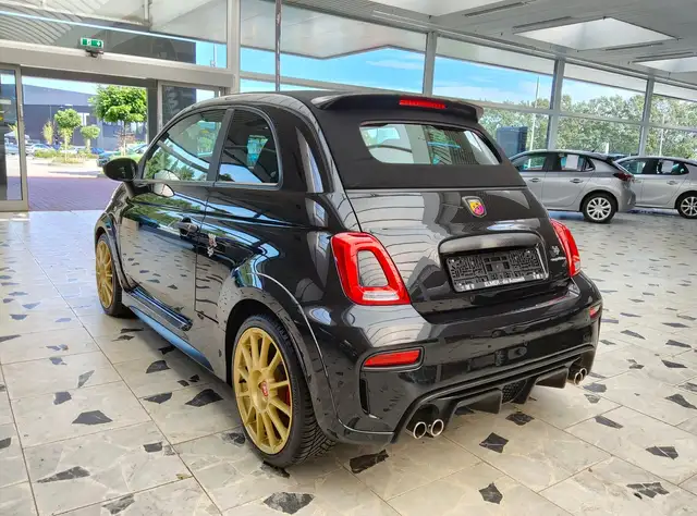 Abarth 595 view 6