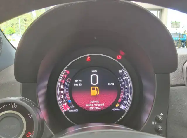Abarth 595 view 12