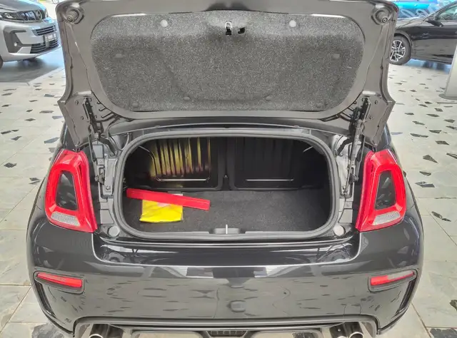 Abarth 595 view 9
