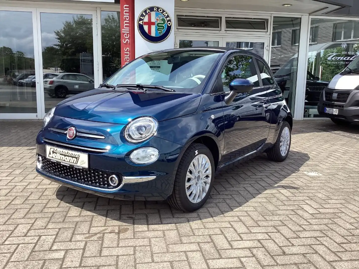 Fiat 500 C 1.0 GSE Hybrid Blauw - 1