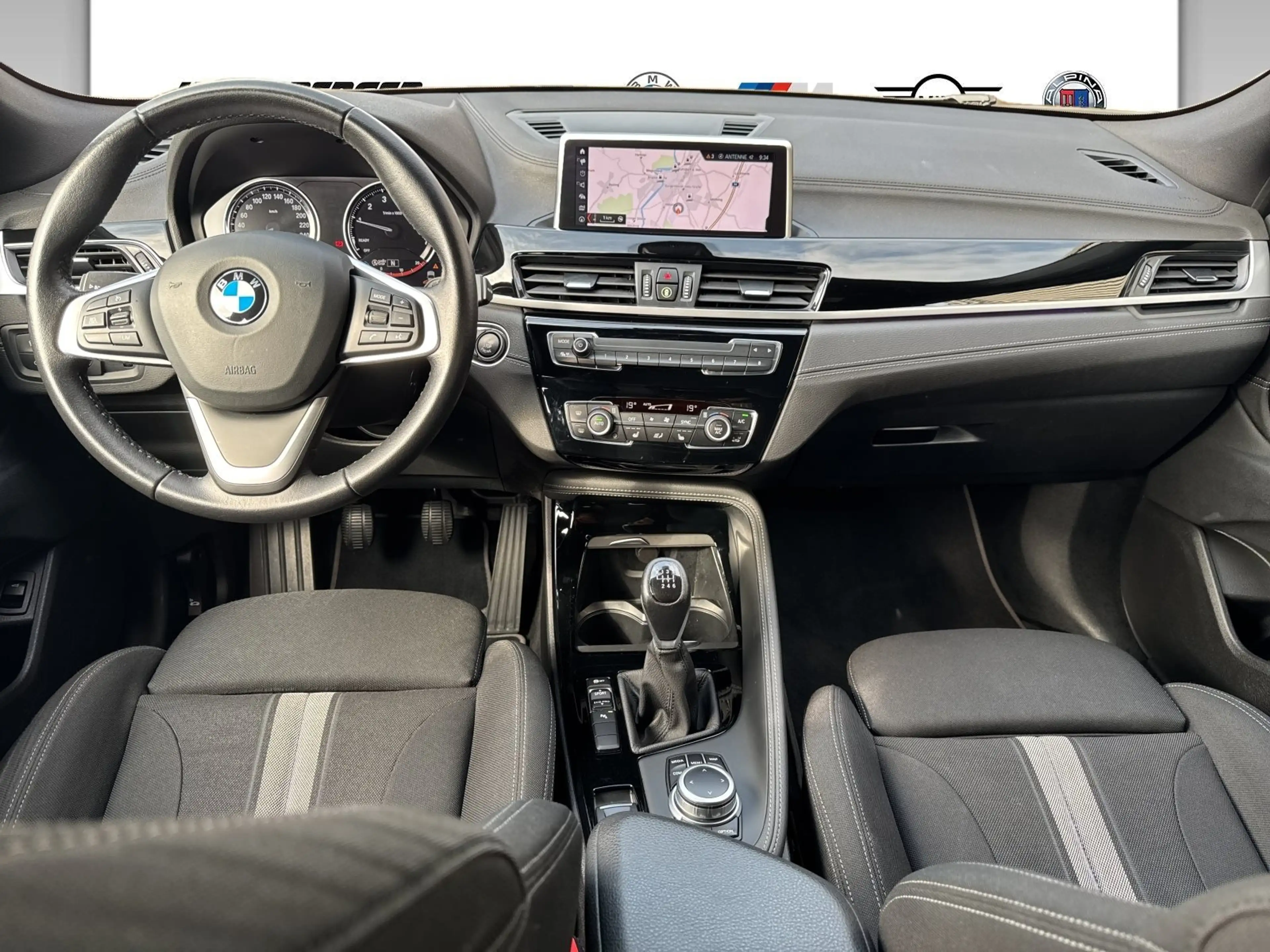 BMW X2 sDrive18i SHZ LED DAB — photo 7