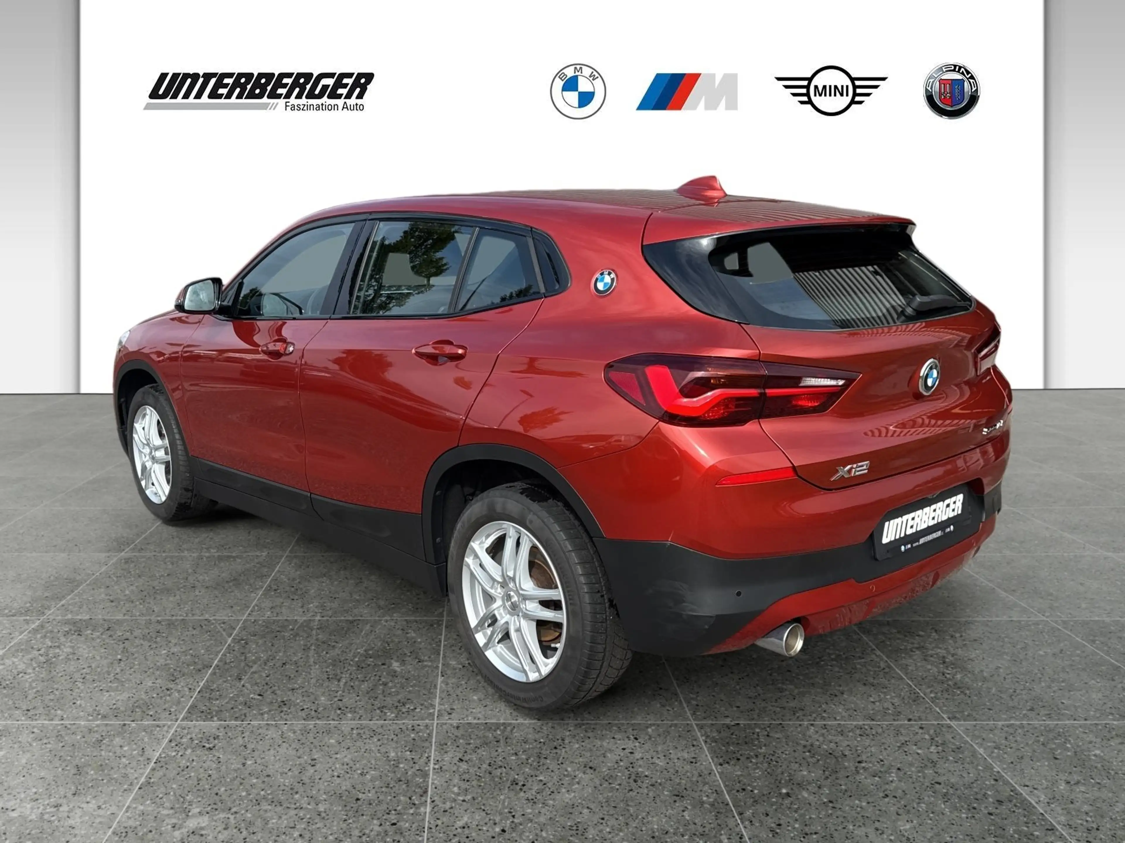 BMW X2 sDrive18i SHZ LED DAB — photo 4