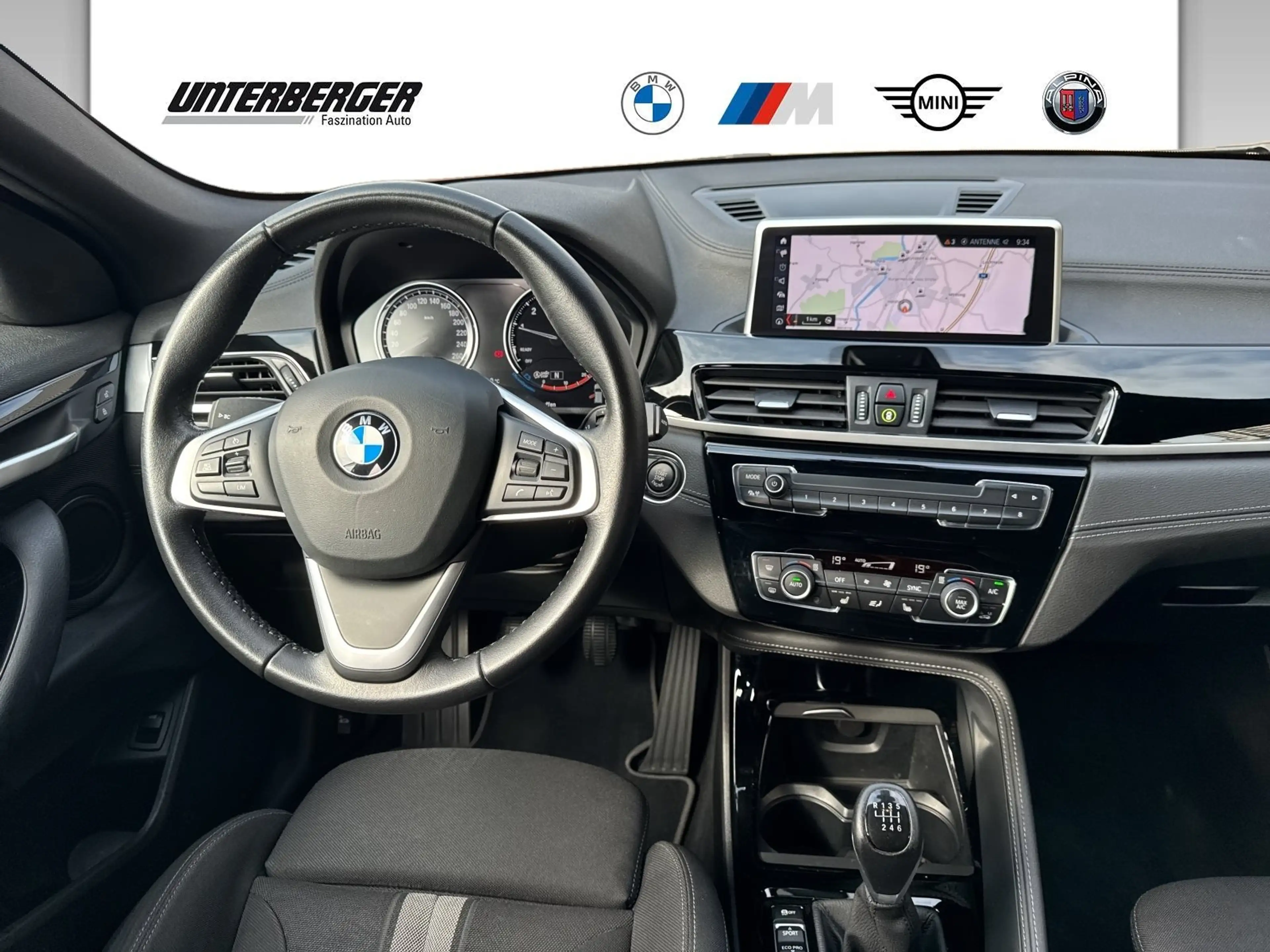 BMW X2 sDrive18i SHZ LED DAB — photo 9