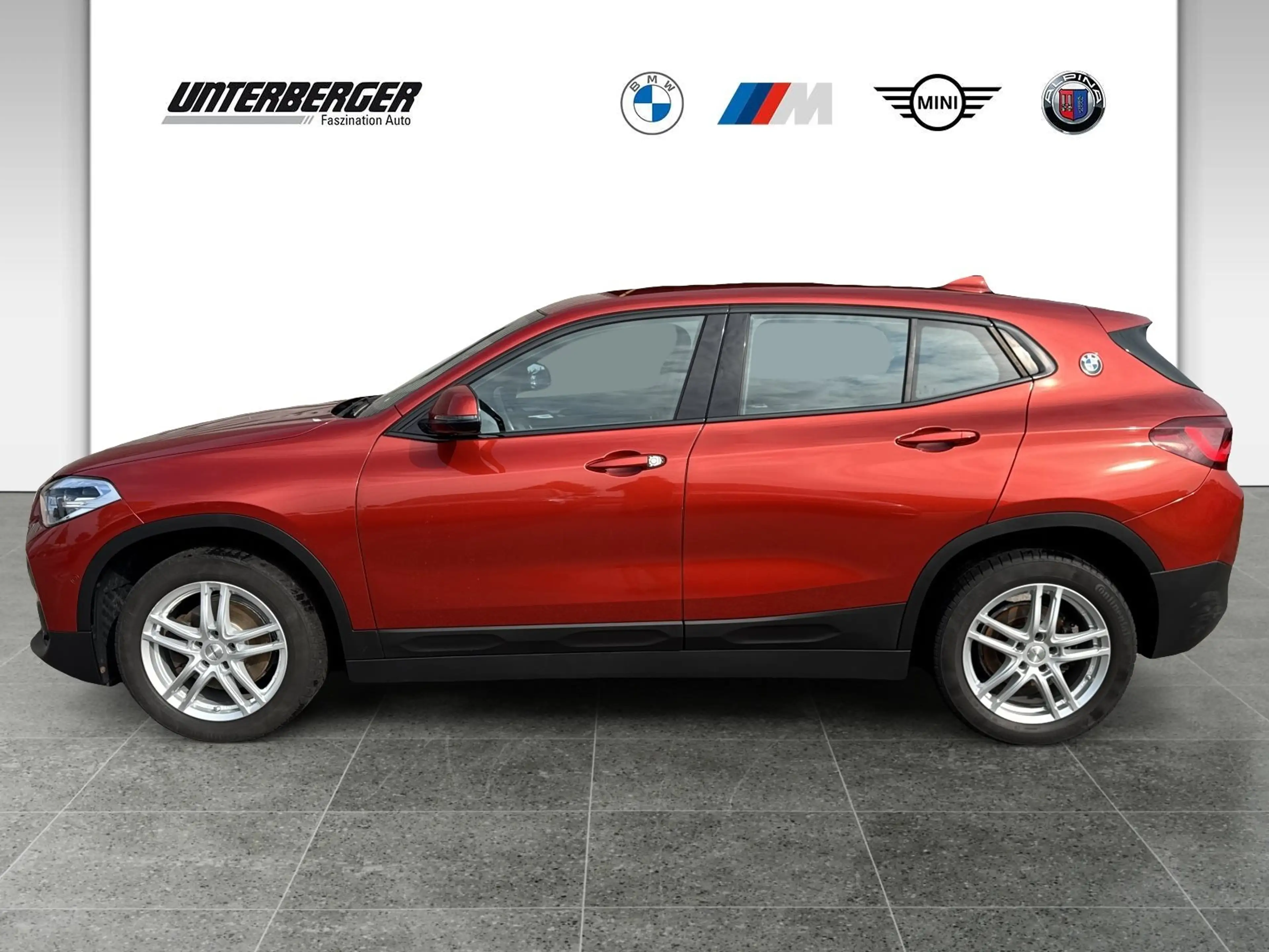 BMW X2 sDrive18i SHZ LED DAB — photo 3