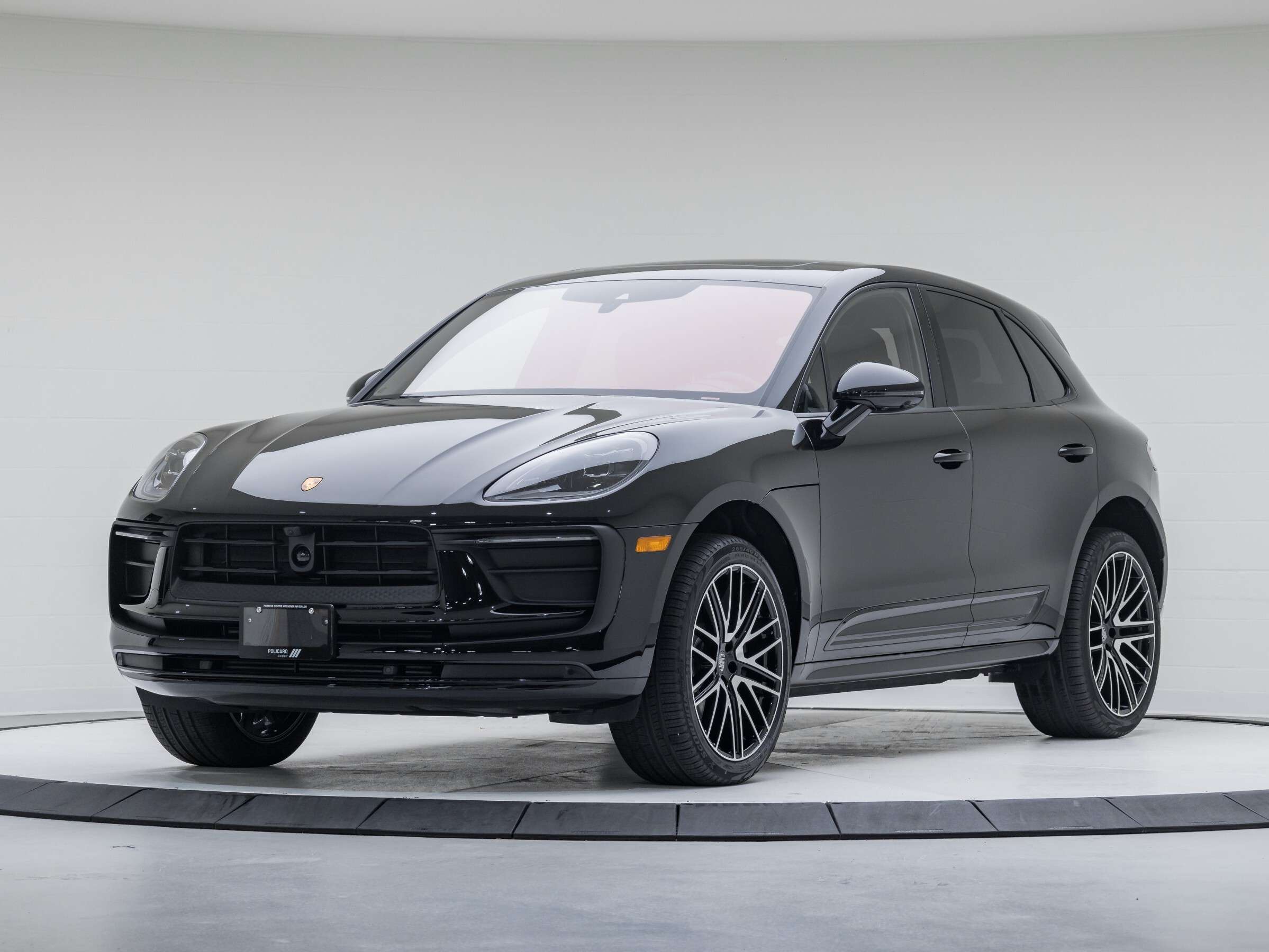 2026 Porsche Macan | Premium Package Plus | 21 911 Turbo Design Wheel