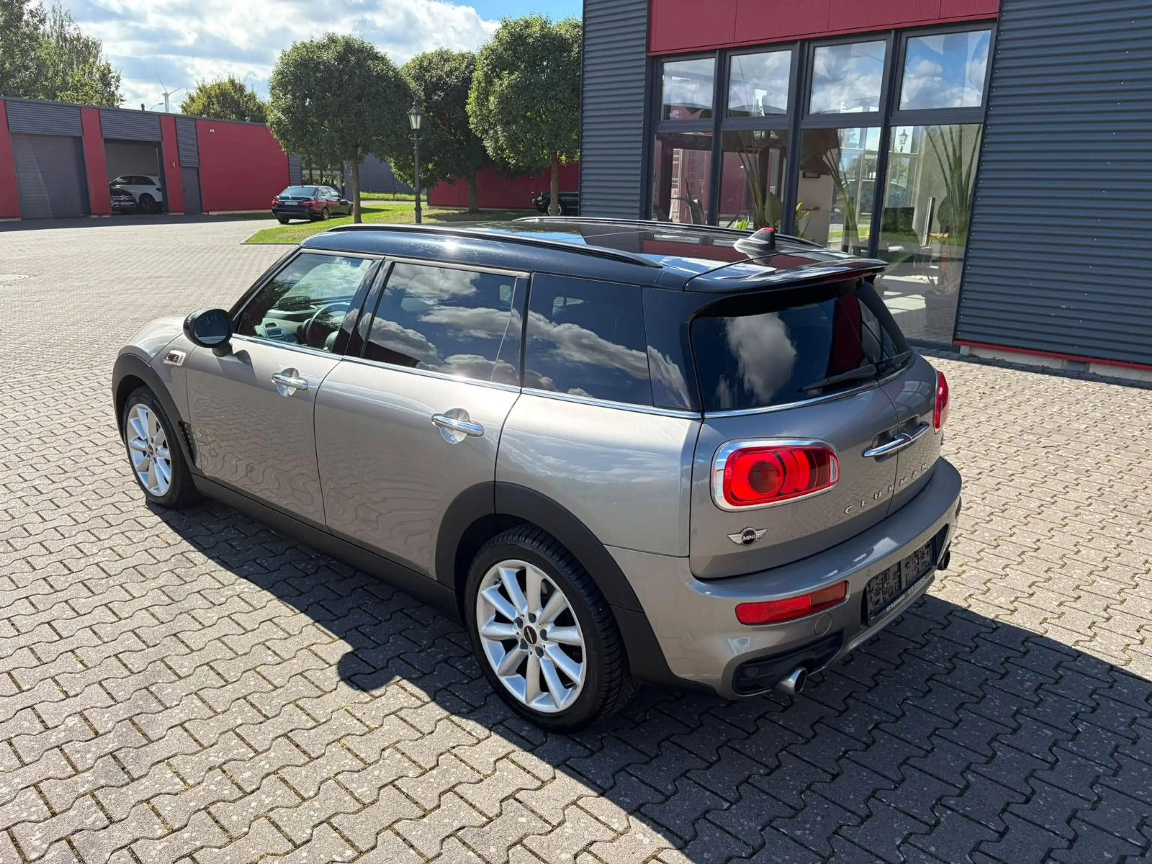 MINI Cooper SD Clubman John Cooper Works Chili Leder — photo 14