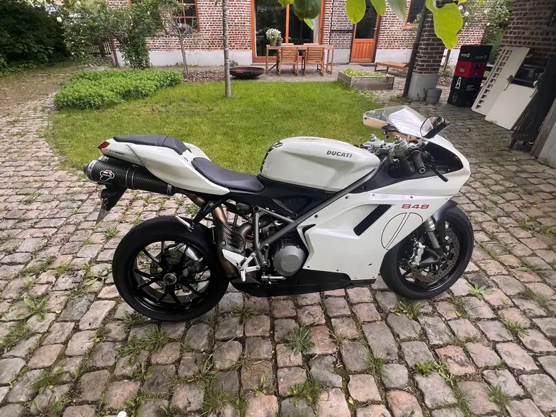 Ducati 848 - foto 4