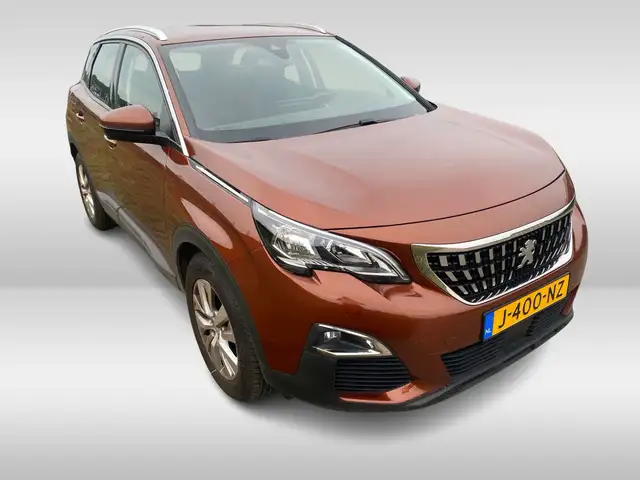 Peugeot 3008 view 5