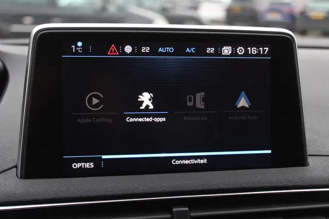 Peugeot 3008 view 13