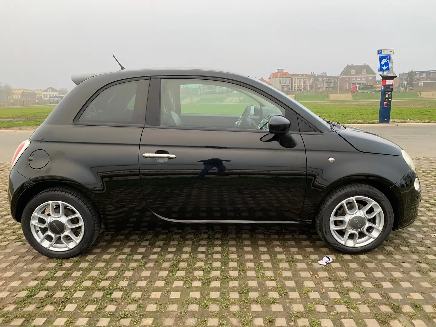 Fiat 500 500 1.4-16V/73KW/100PK/SPORT/XLINE Zwart - 2