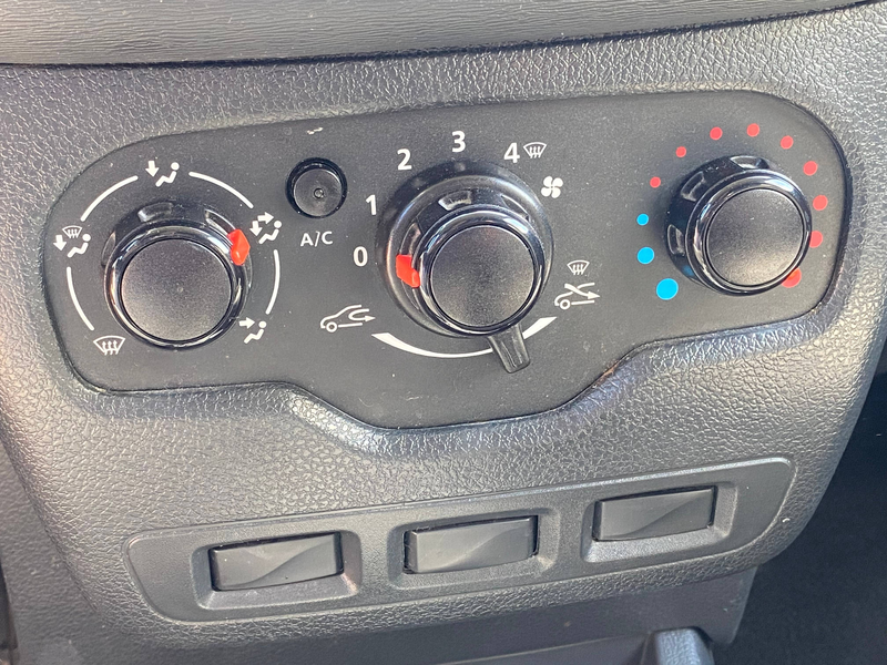 Dacia Dokker 1.5 dCi Utilitaire 2 places - 2 portes latéral — photo 12