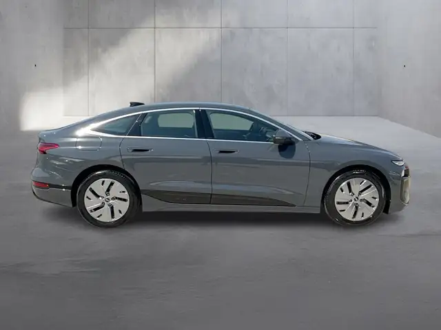 Audi E-Tron view 5