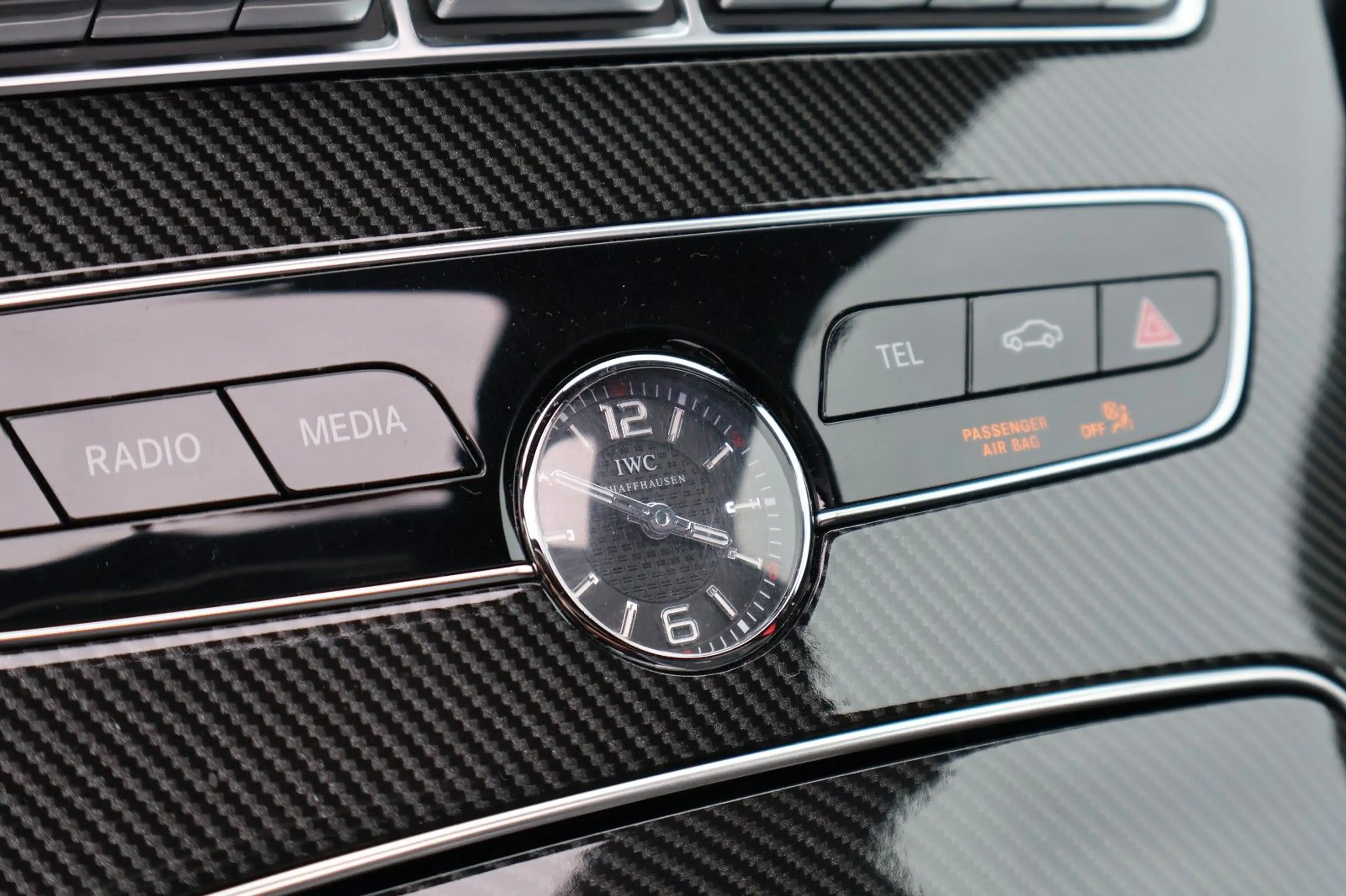 Mercedes-Benz C 63 AMG /BURMESTER/CARPLAY/PANO/RÜCKFAHRKAMERA — photo 15