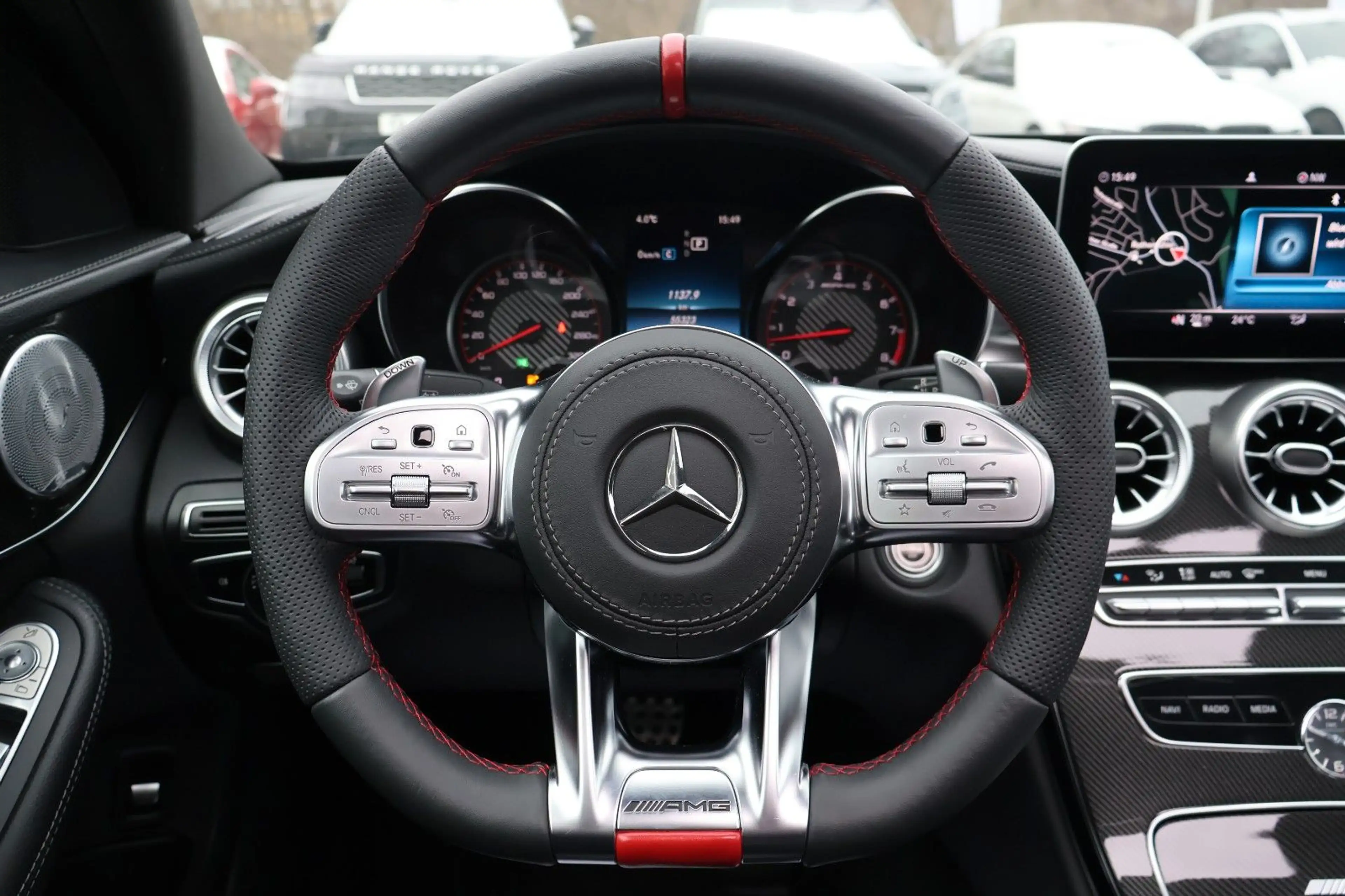 Mercedes-Benz C 63 AMG /BURMESTER/CARPLAY/PANO/RÜCKFAHRKAMERA — photo 11