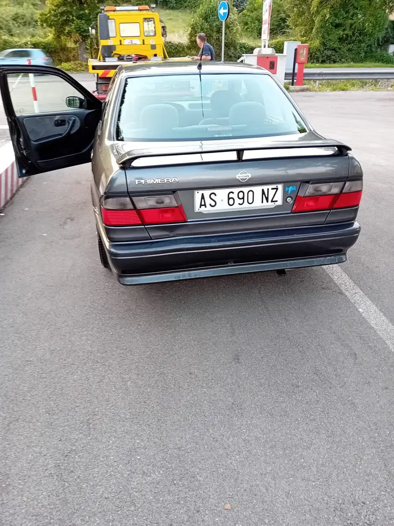 Nissan Primera 5p 2.0 16v SE 130cv - 2