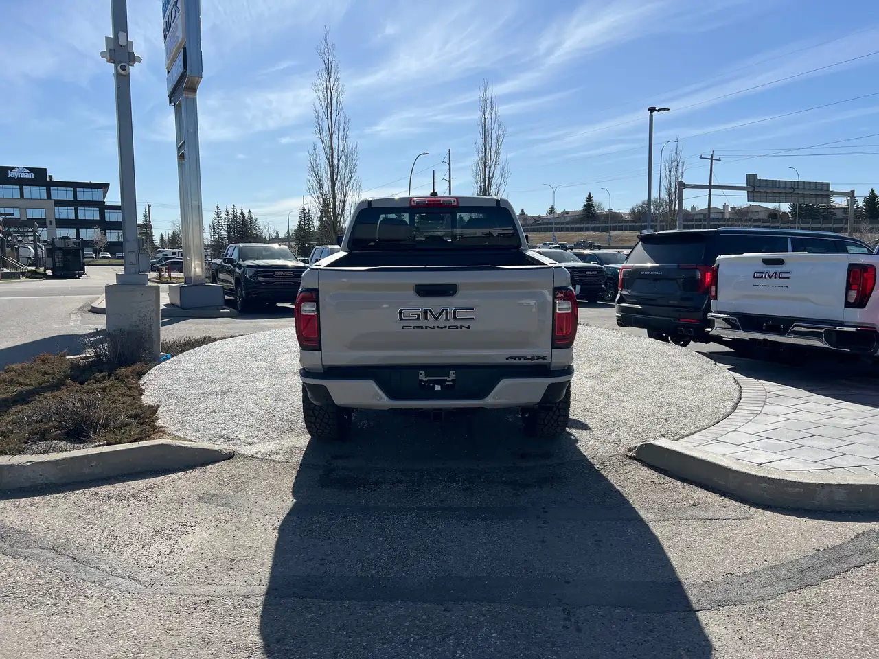 GMC Canyon снимка GMC Canyon
