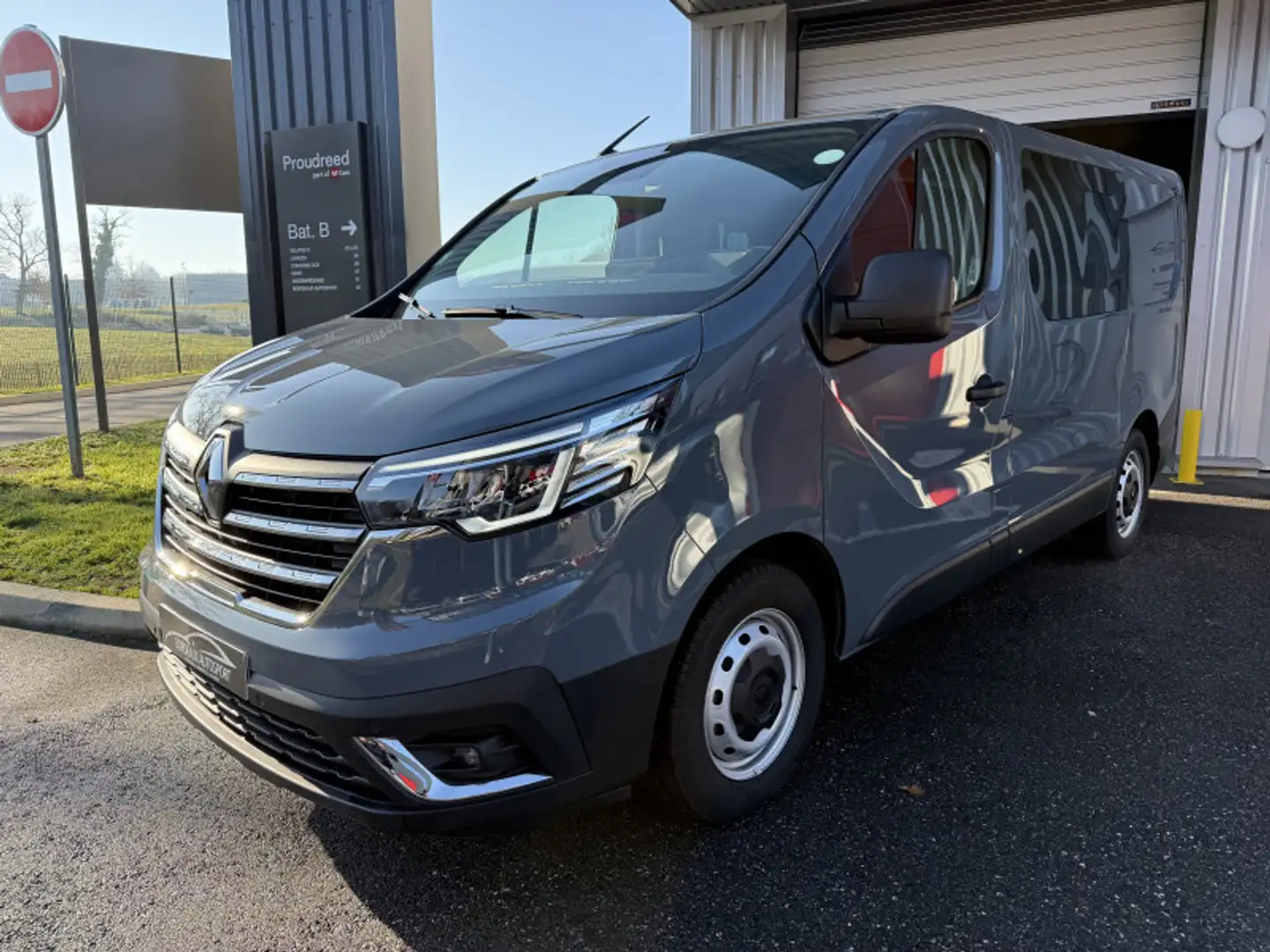 Renault Trafic L1H1 2T8 2.0 BLUE DCI 130CH GRAND CONFORT E6E - 1