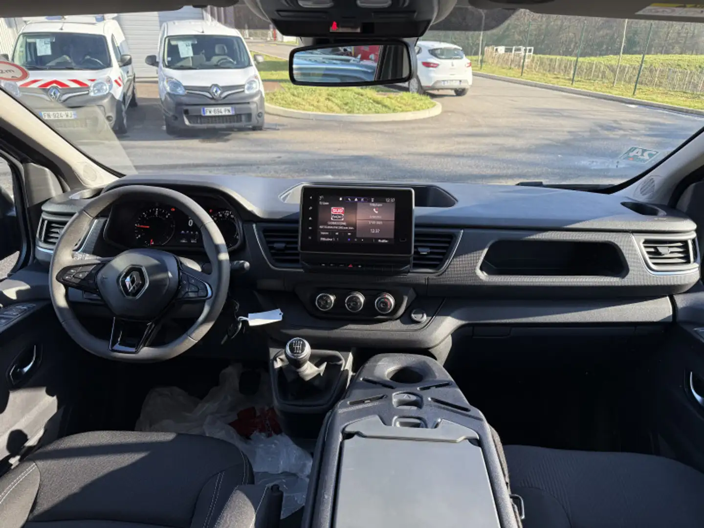 Renault Trafic L1H1 2T8 2.0 BLUE DCI 130CH GRAND CONFORT E6E Grau - 2