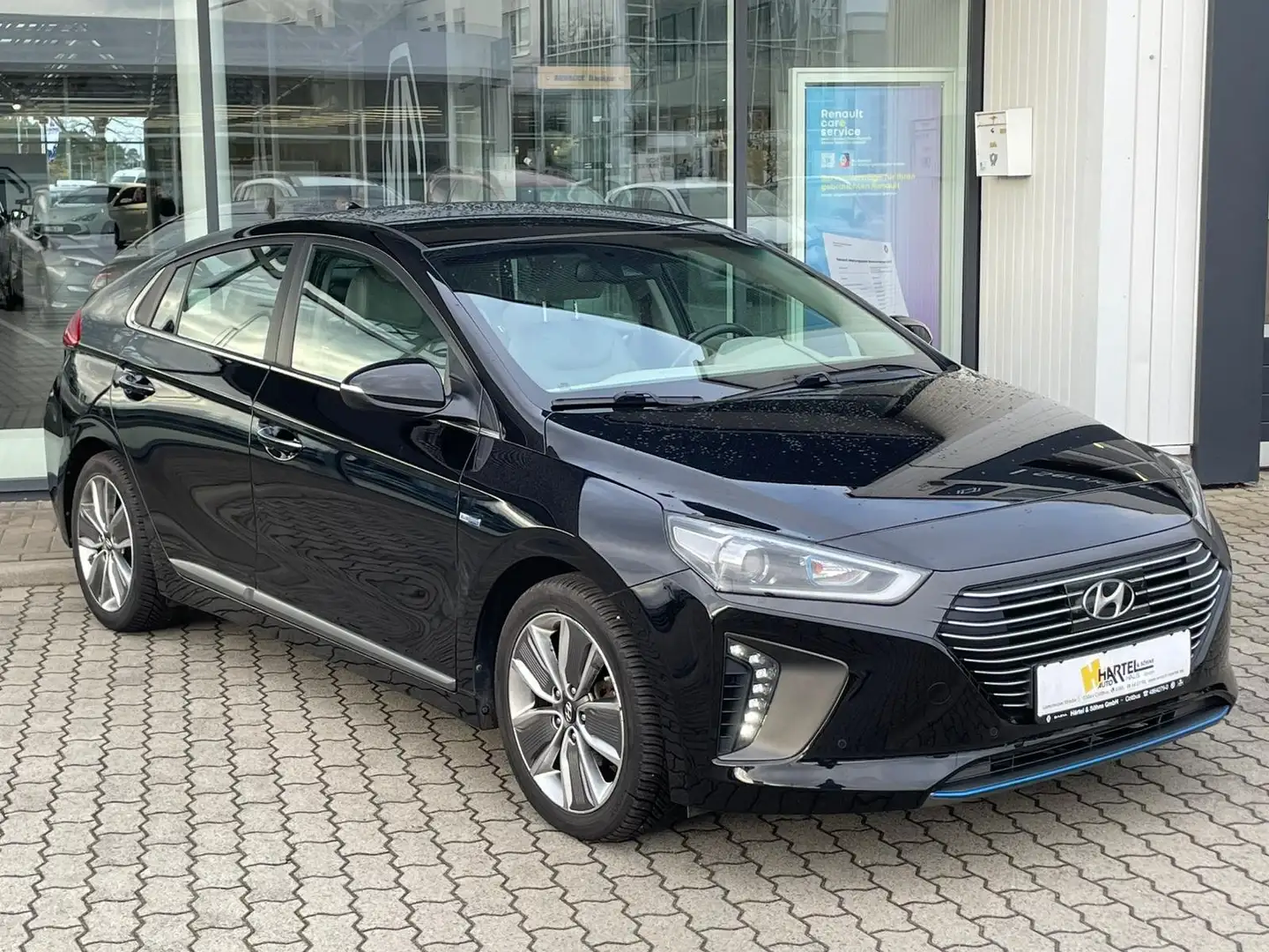 Hyundai IONIQ 1.6 GDI Hybrid, Premium Hybrid Schwarz - 1