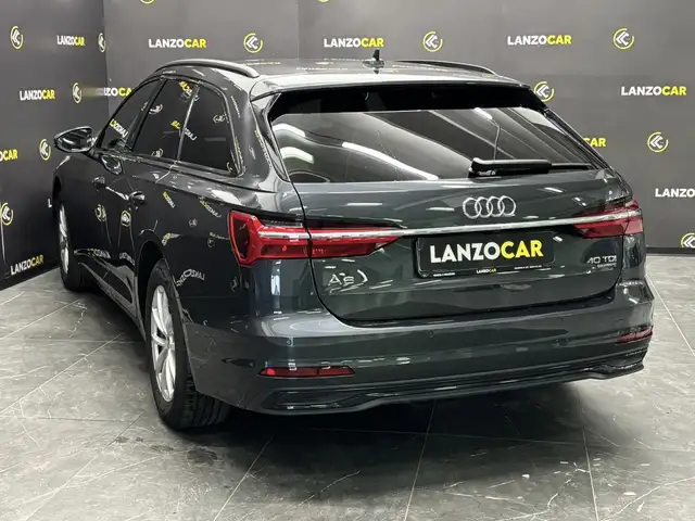 Audi A6 view 6