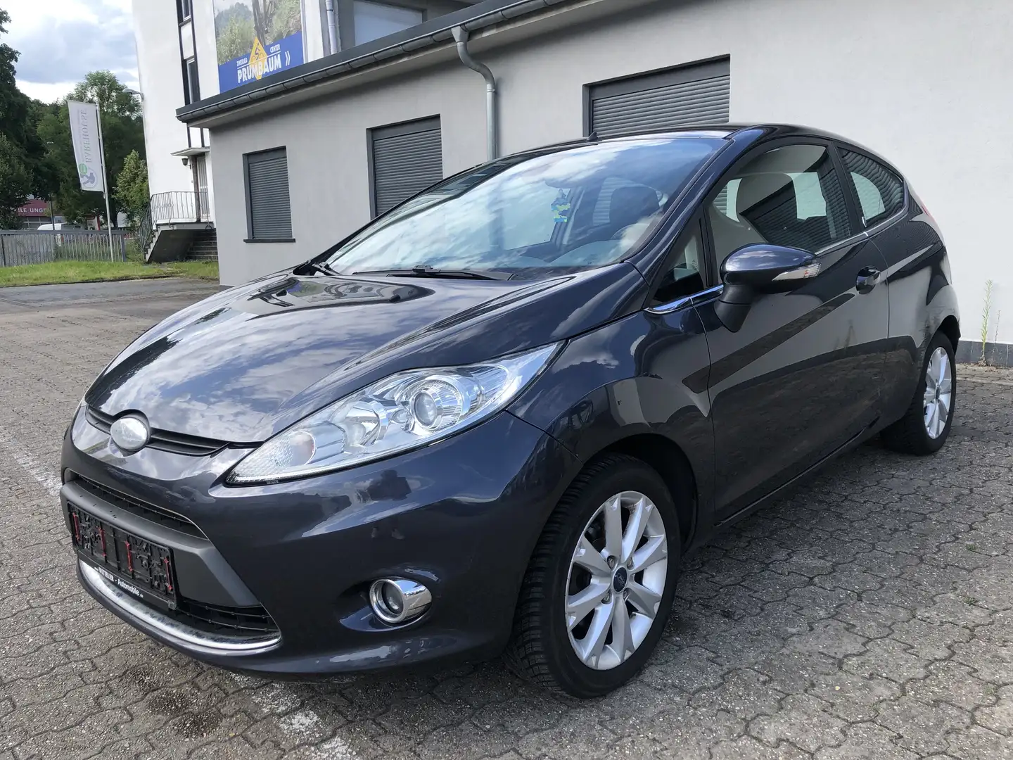 Ford Fiesta 1.25 Ghia, Klima, TÜV: 7-2026 Gris - 2