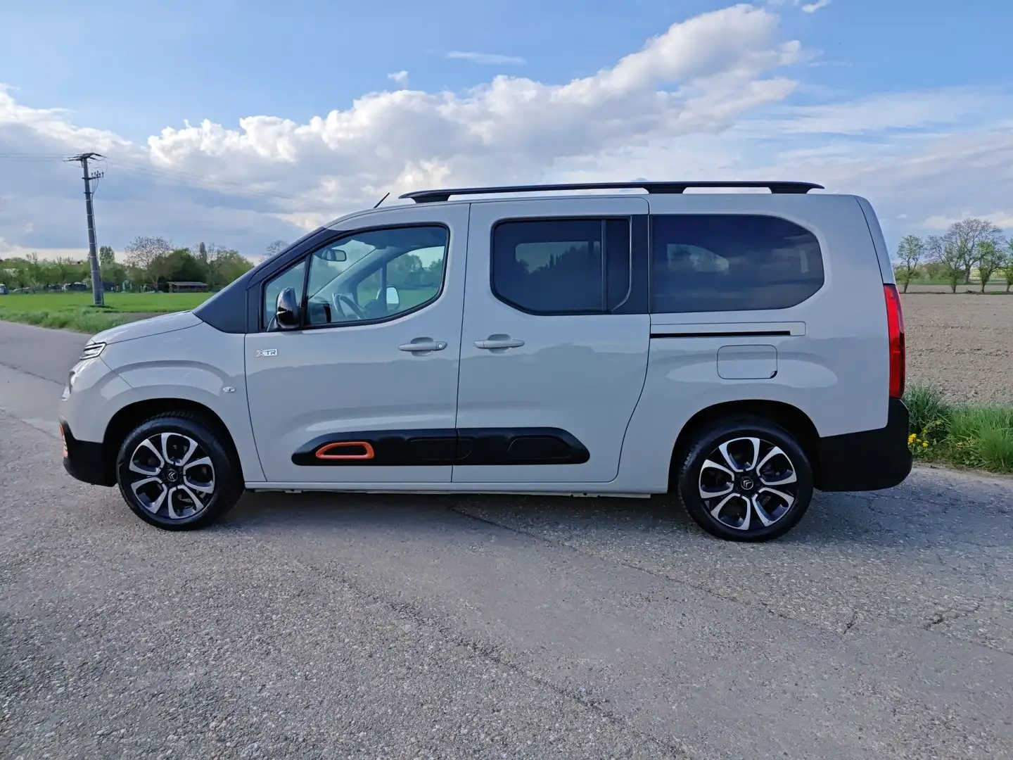 Citroen Berlingo PureTech 110 XTR  Lang Navi Head-Up Szary - 2