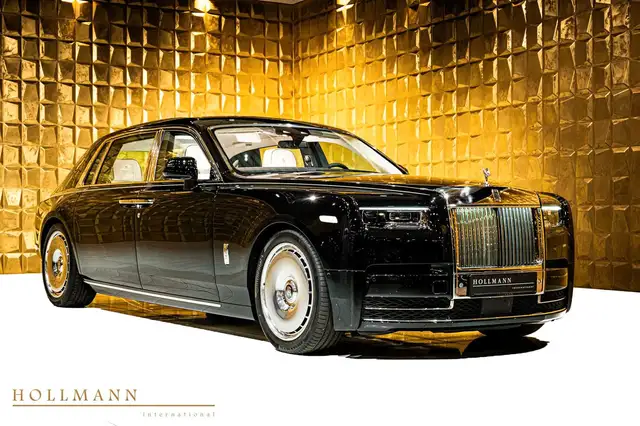 Rolls-Royce Phantom Extended (EWB)+4 SEATS+ BESPOKE+STARSKY