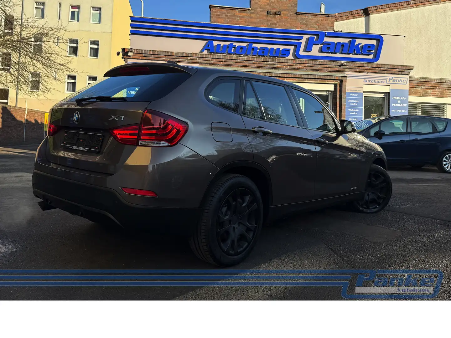 BMW X1 18 i sDrive Aut.*NAV*SHZ*Leder*USB*AC* Braun - 2