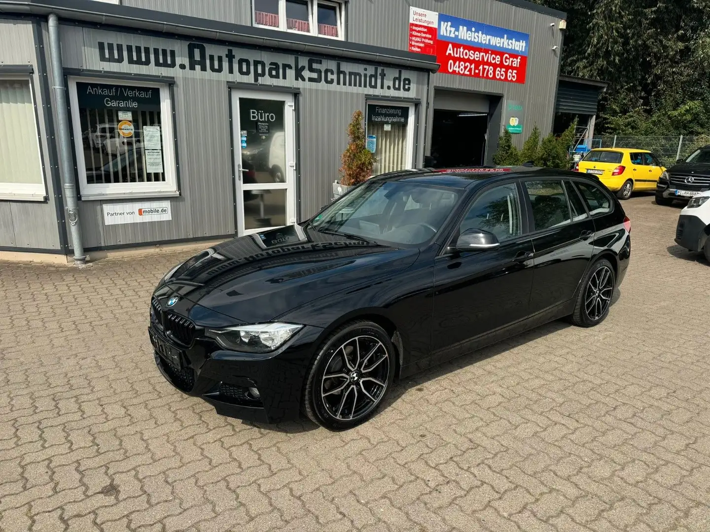 BMW 318 d Touring NAVI°TEMPOM°KEYLESS°18"ALU! Schwarz - 1