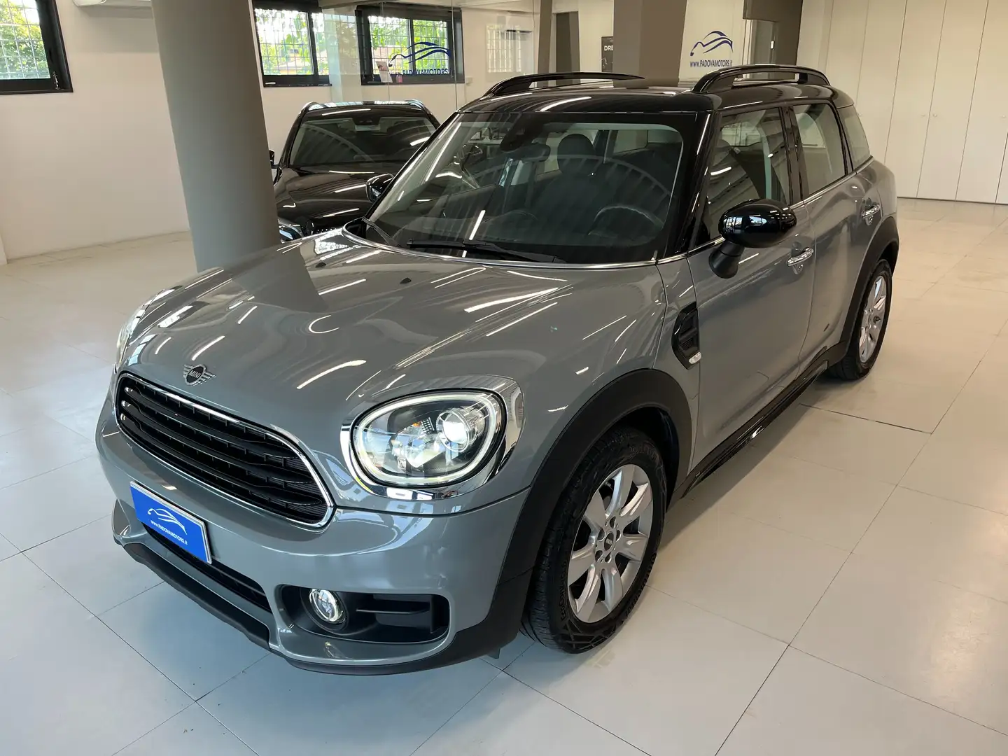 MINI Cooper D Countryman 2.0 Diesel 150cv Automatica Grigio - 1