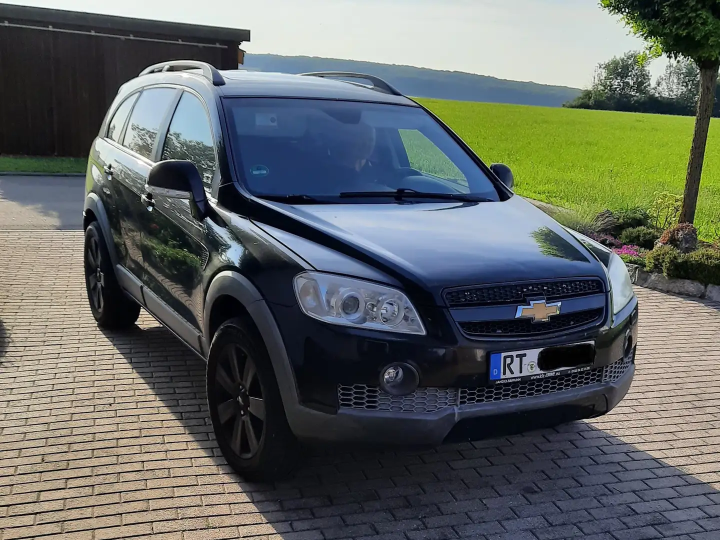 Chevrolet Captiva Captiva 3.2 4WD 7 Sitzer LT Schwarz - 1