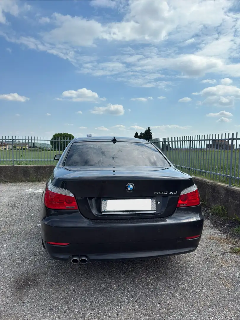 BMW 530 530xd e60lci - 1