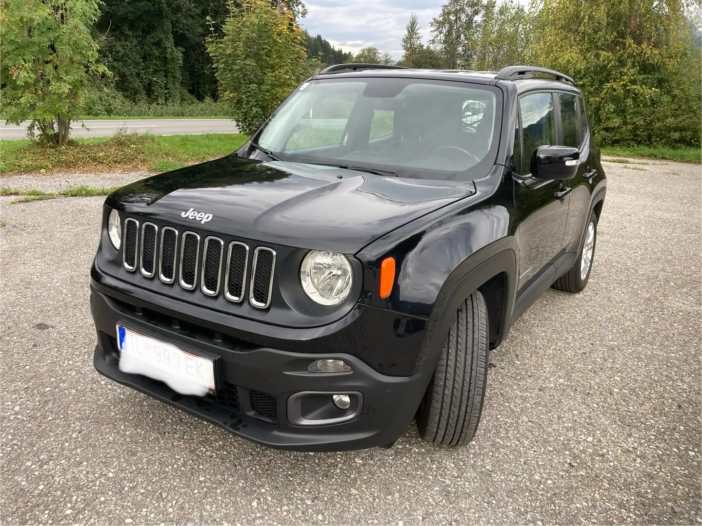 Jeep Renegade Renegade 1,6 MultiJet II 120 Longitude Longitude Schwarz - 1