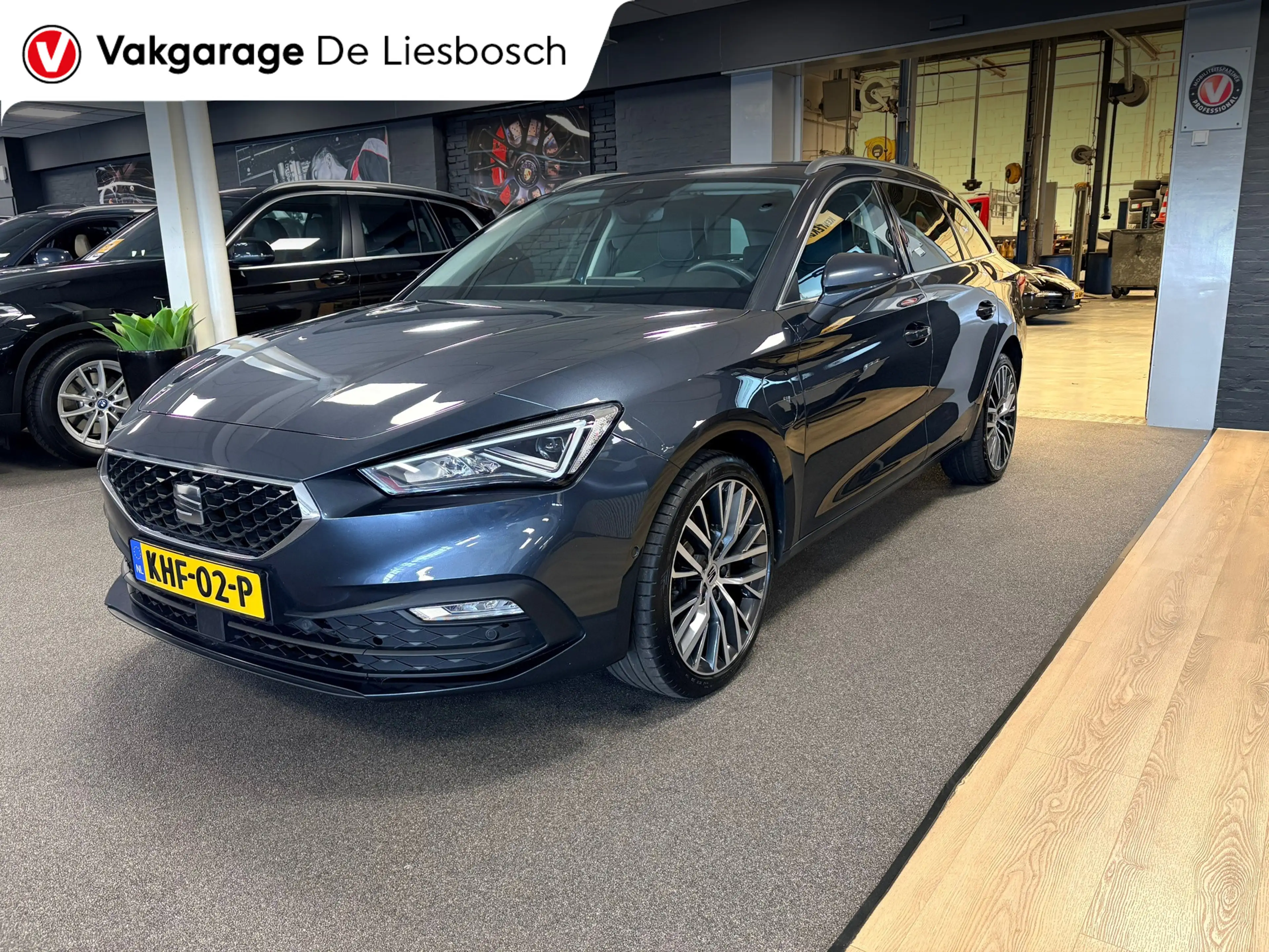 SEAT Leon e-Hybrid Sportstourer 1.4 TSI eHybrid PHEV FR Xcellence/pan — photo 3
