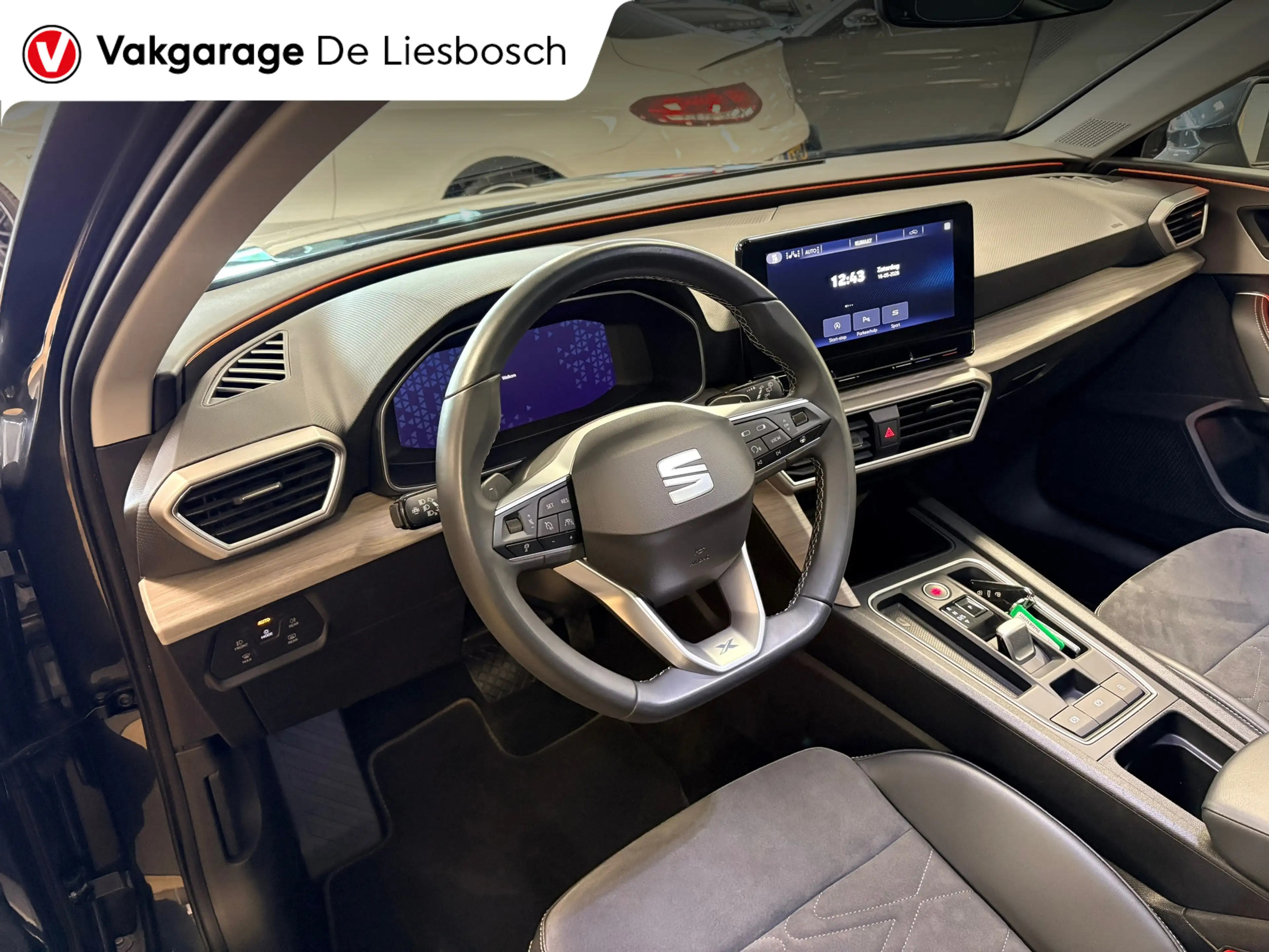 SEAT Leon e-Hybrid Sportstourer 1.4 TSI eHybrid PHEV FR Xcellence/pan — photo 14