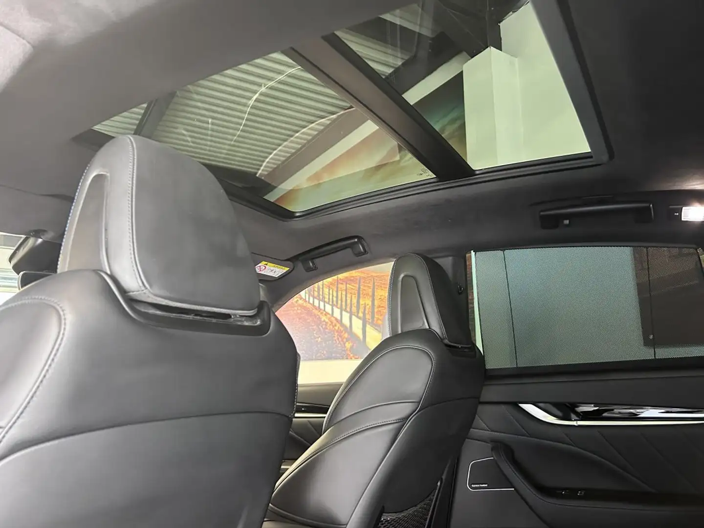 Maserati Levante GT 2.0i 330 BVA 8 Hybride essence Schwarz - 2