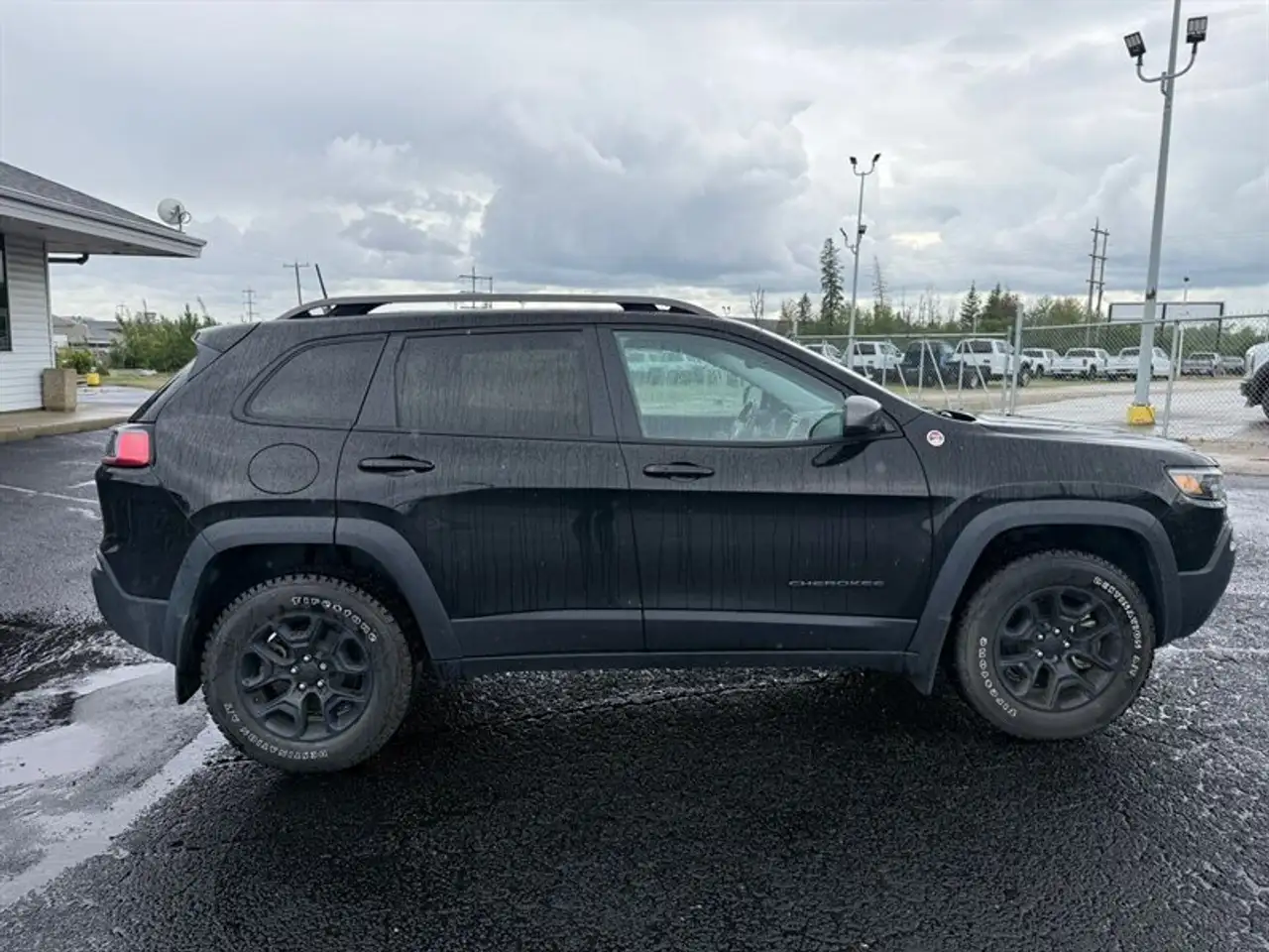 Jeep Cherokee photo Jeep Cherokee