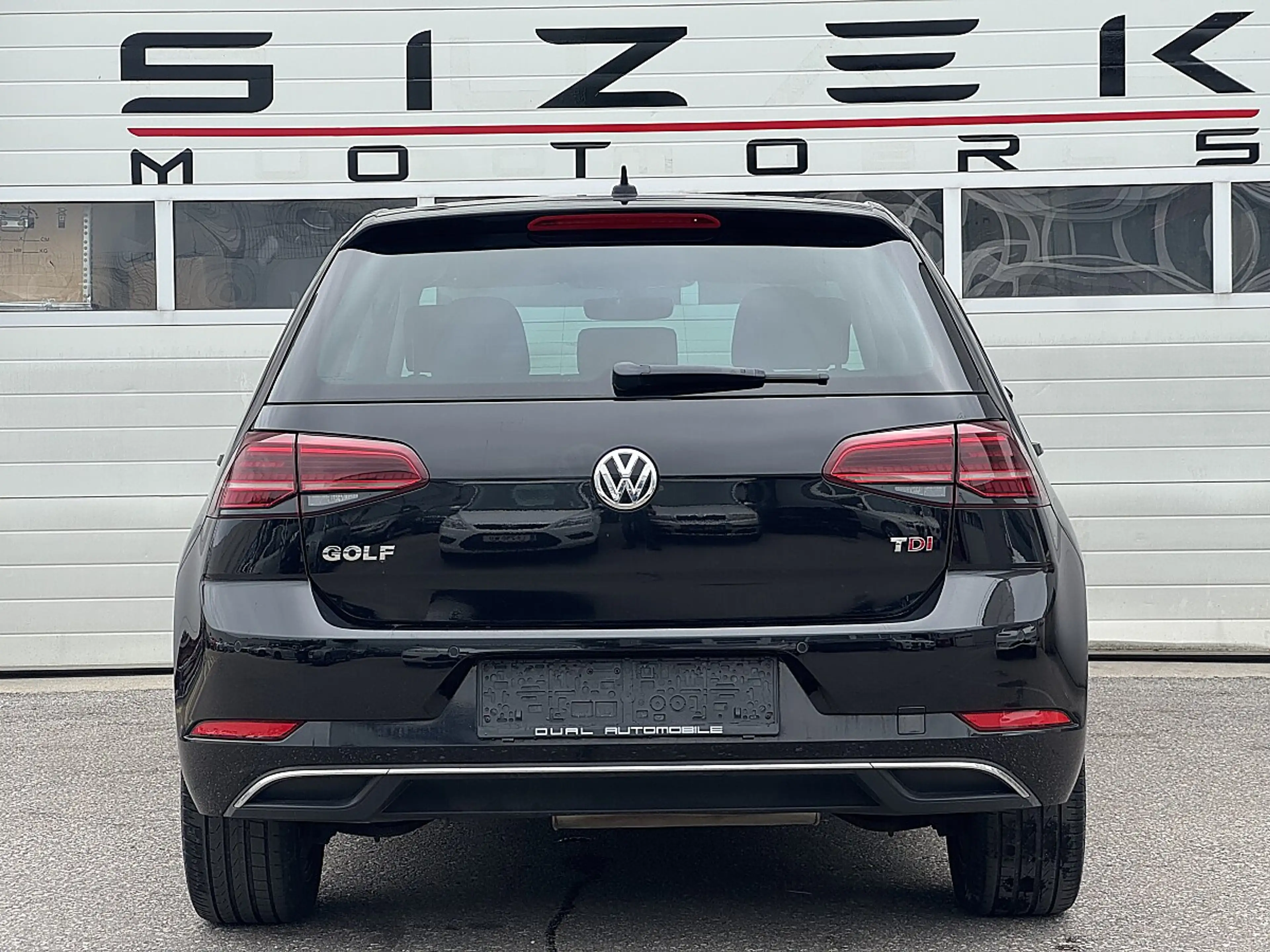 Volkswagen Golf R abbit 1,6 TDI DPF — photo 6