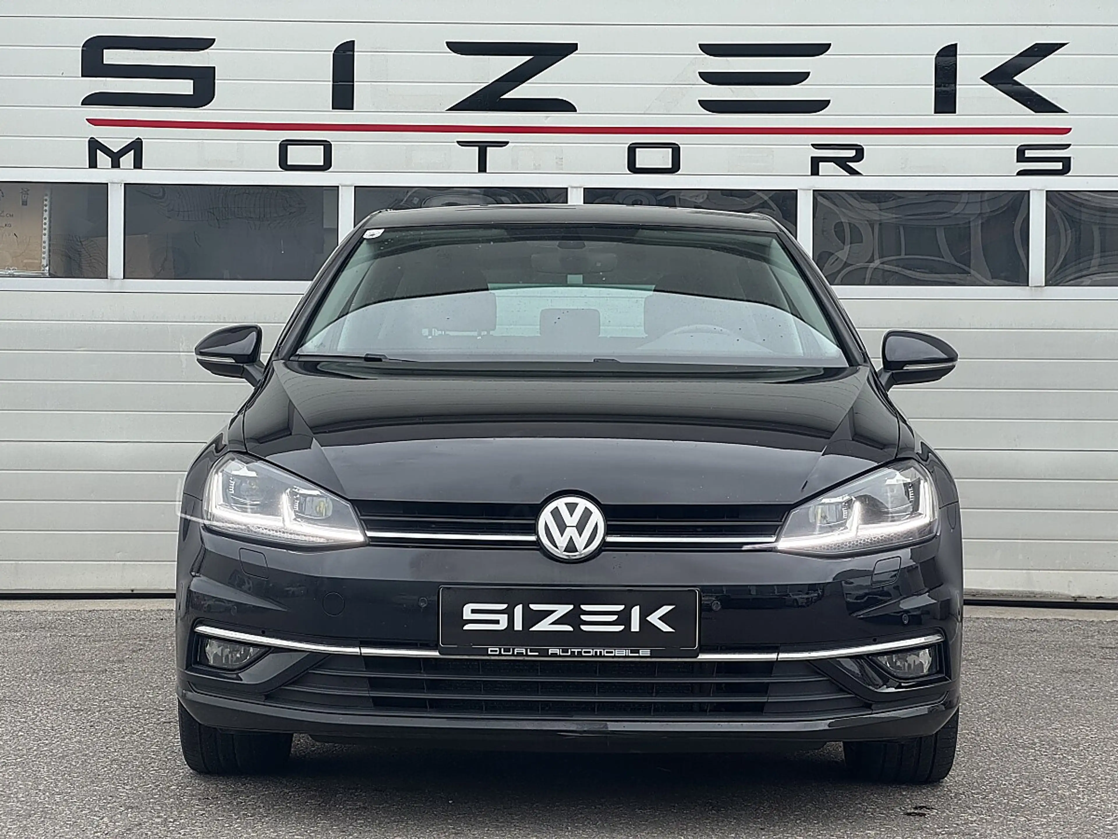 Volkswagen Golf R abbit 1,6 TDI DPF — photo 5