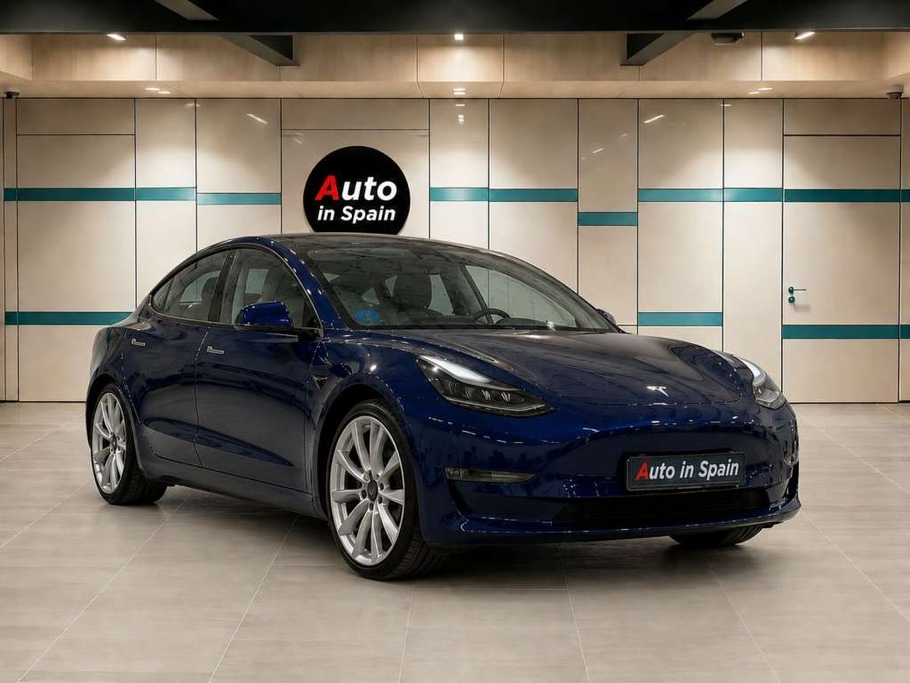 Tesla Model 3 Standard RWD Plus - foto 1
