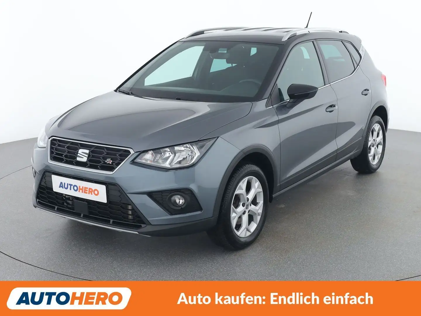 SEAT Arona 1.0 TSI FR FastLane Grau - 1